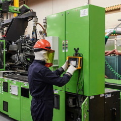Fluke 190-062-III осциллограф-мультиметр цифровой двухканальный 60 МГц